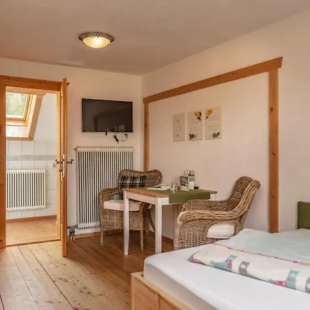 Çiftlik konaklama Klausnerhof Aich (Styria)